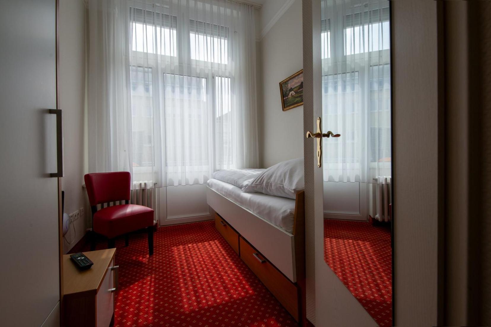 Logierhaus Extra Hotel Нордерней Екстериор снимка