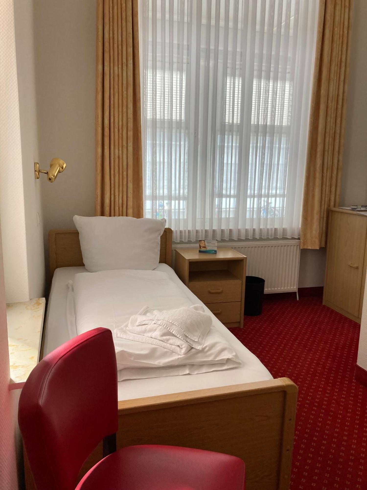 Logierhaus Extra Hotel Нордерней Екстериор снимка